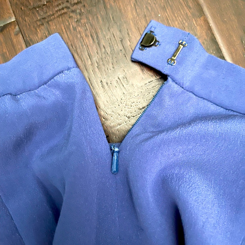 Silk Slacks 🌼 - Picture 4 of 5